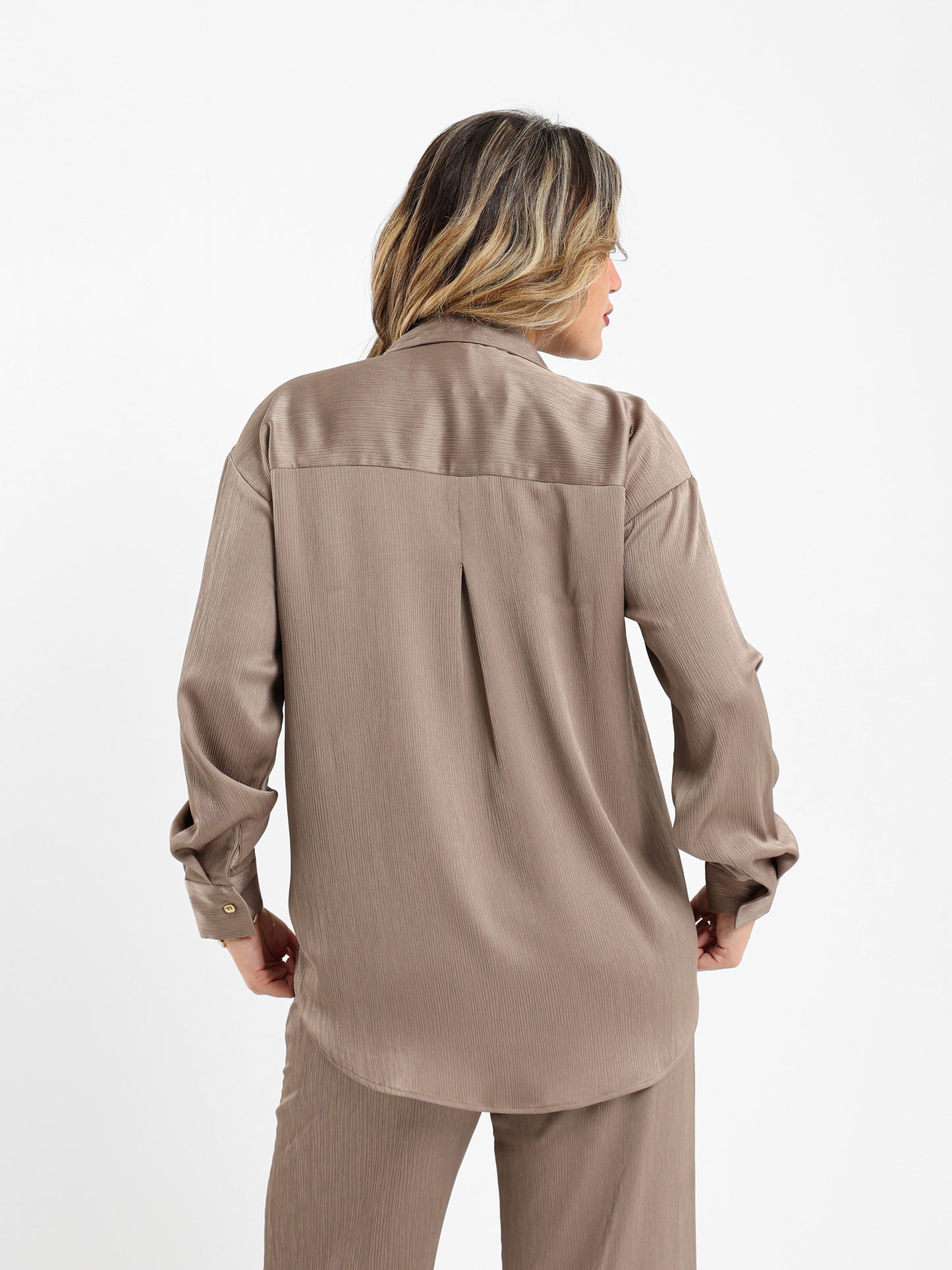 Wrinkled Shirt with Button Closure