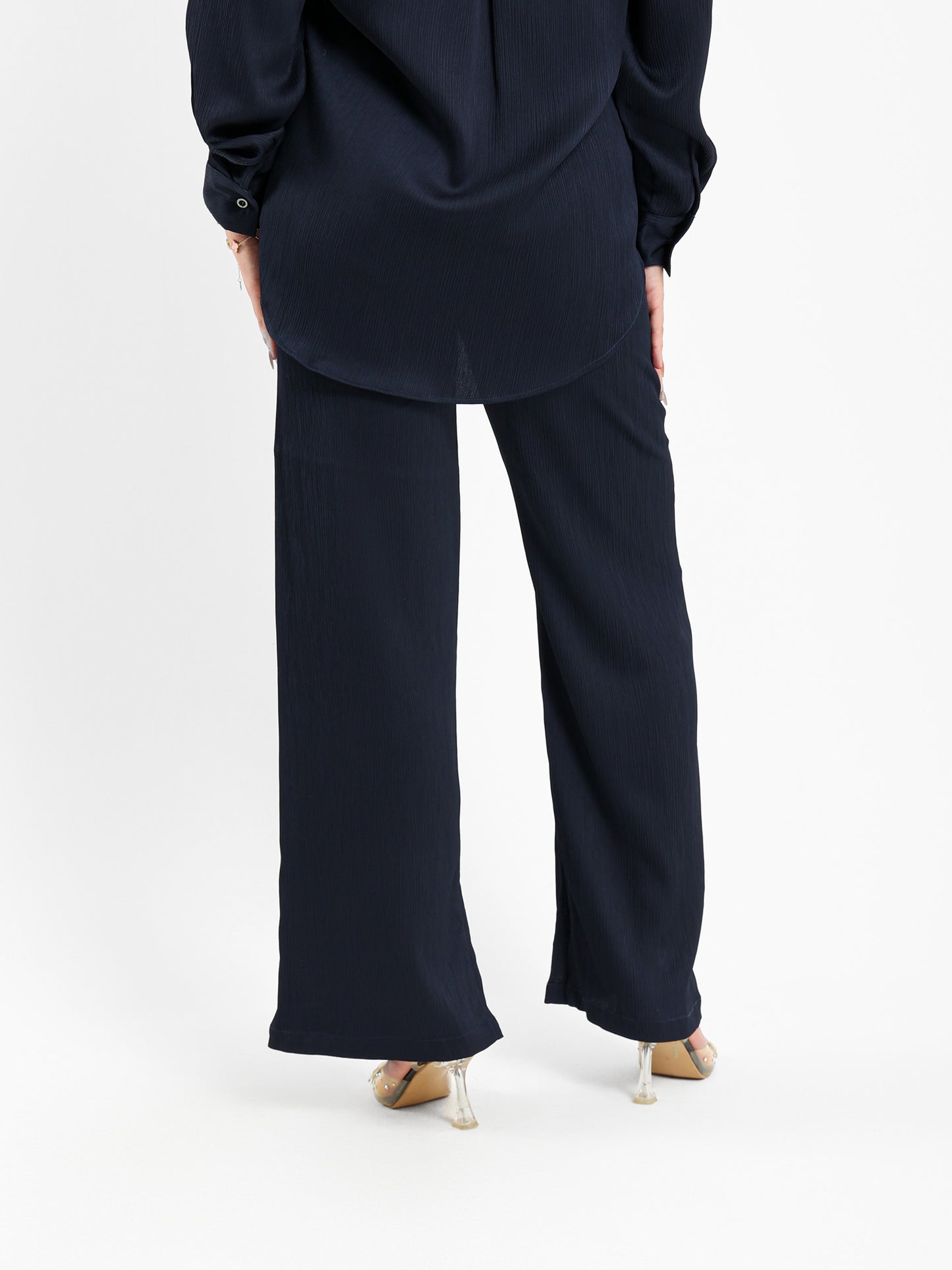 Wrinkled Pants with Slit Hem