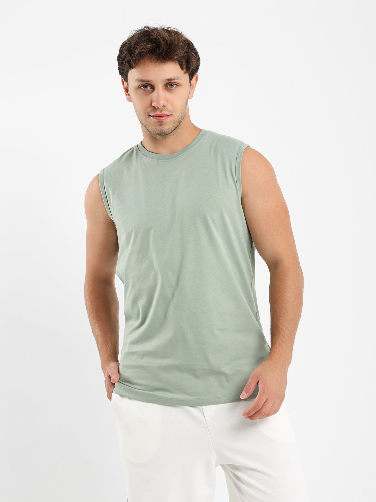 Basic Crew Neck Sleeveless T-Shirt