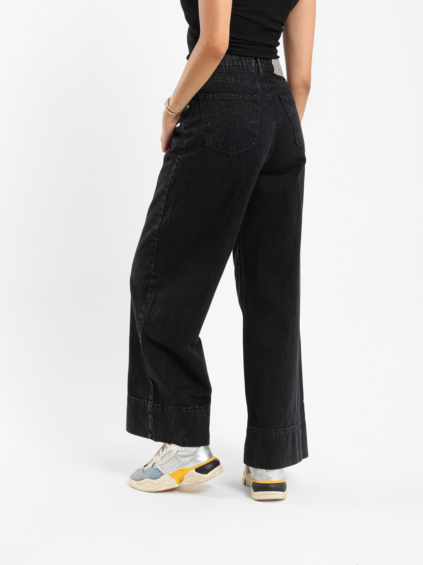High-Waist Wide-Leg Jeans