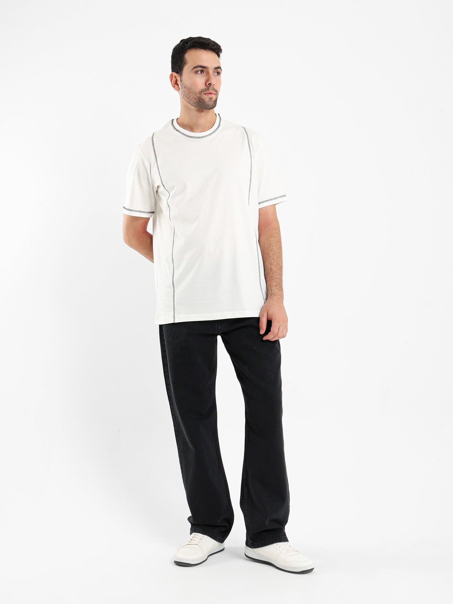 Contrast Detail Crew Neck T-shirt
