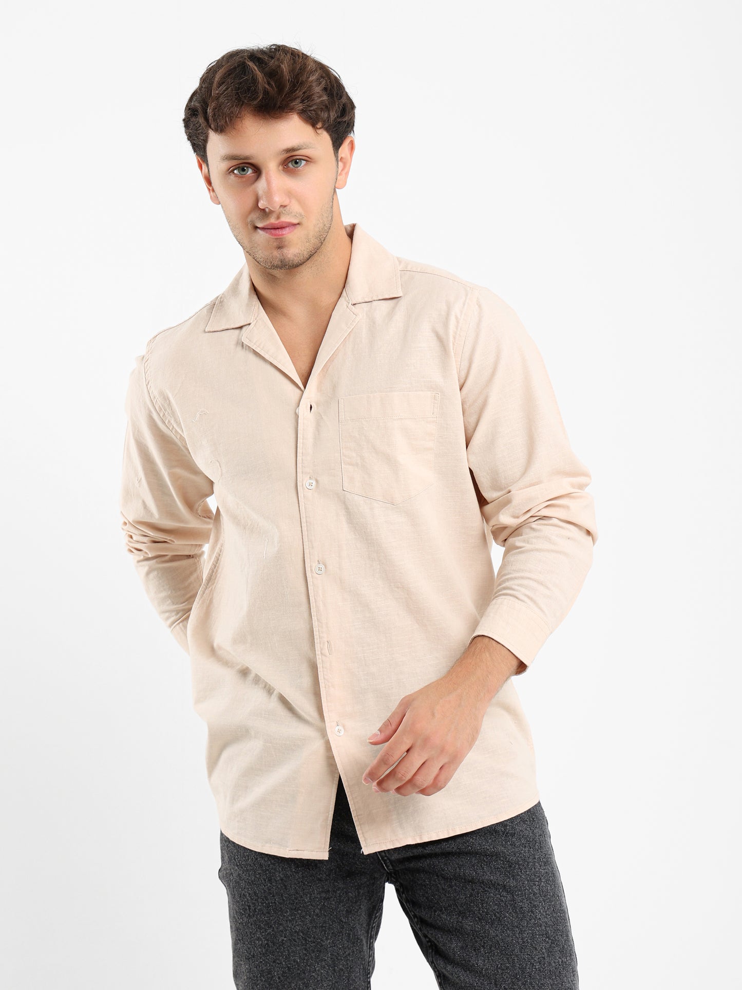 Relaxed Linen Shirt with Contrast Collar