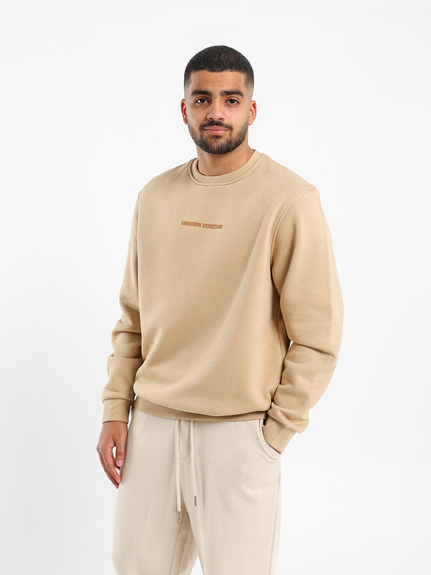 Unknown Horizon Front Print Sweatshirt