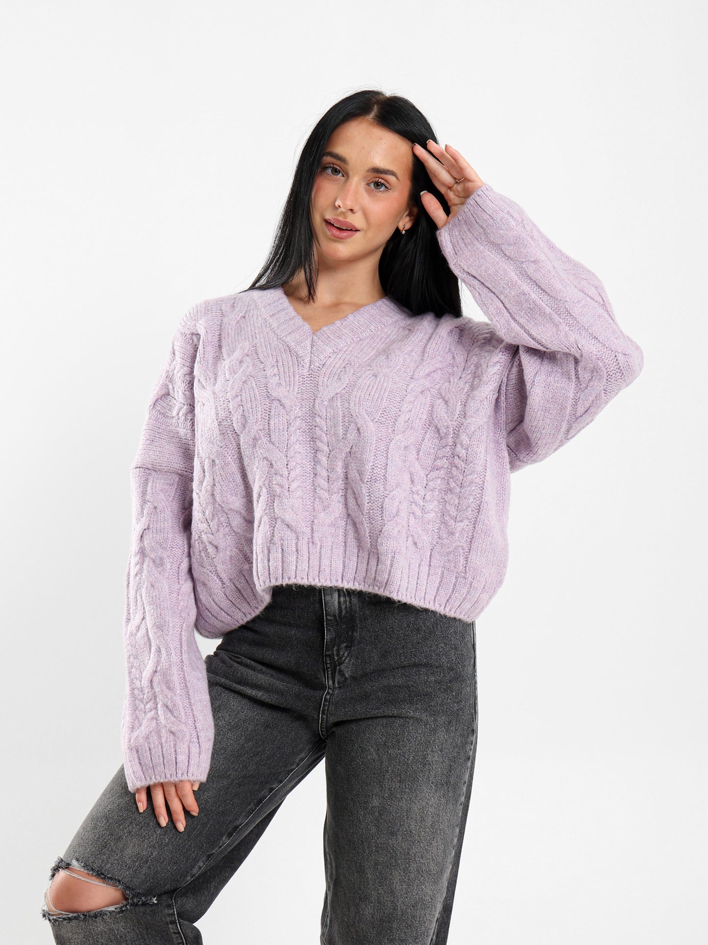 Cropped V-Neck Cable Knit Pullover