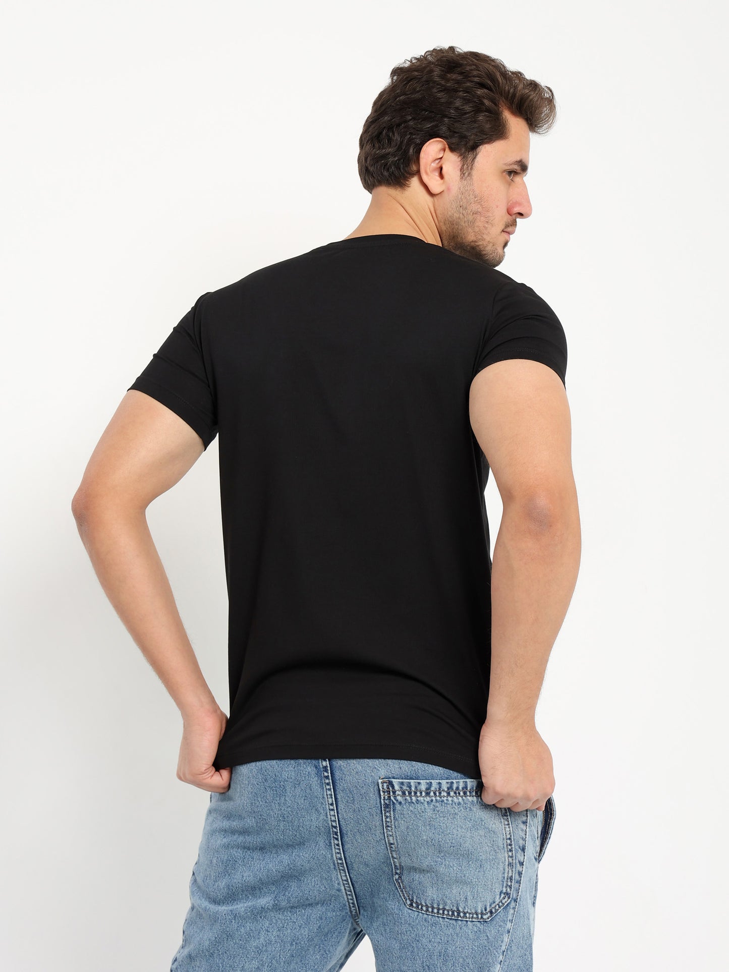 Basic T-Shirt - Outlet
