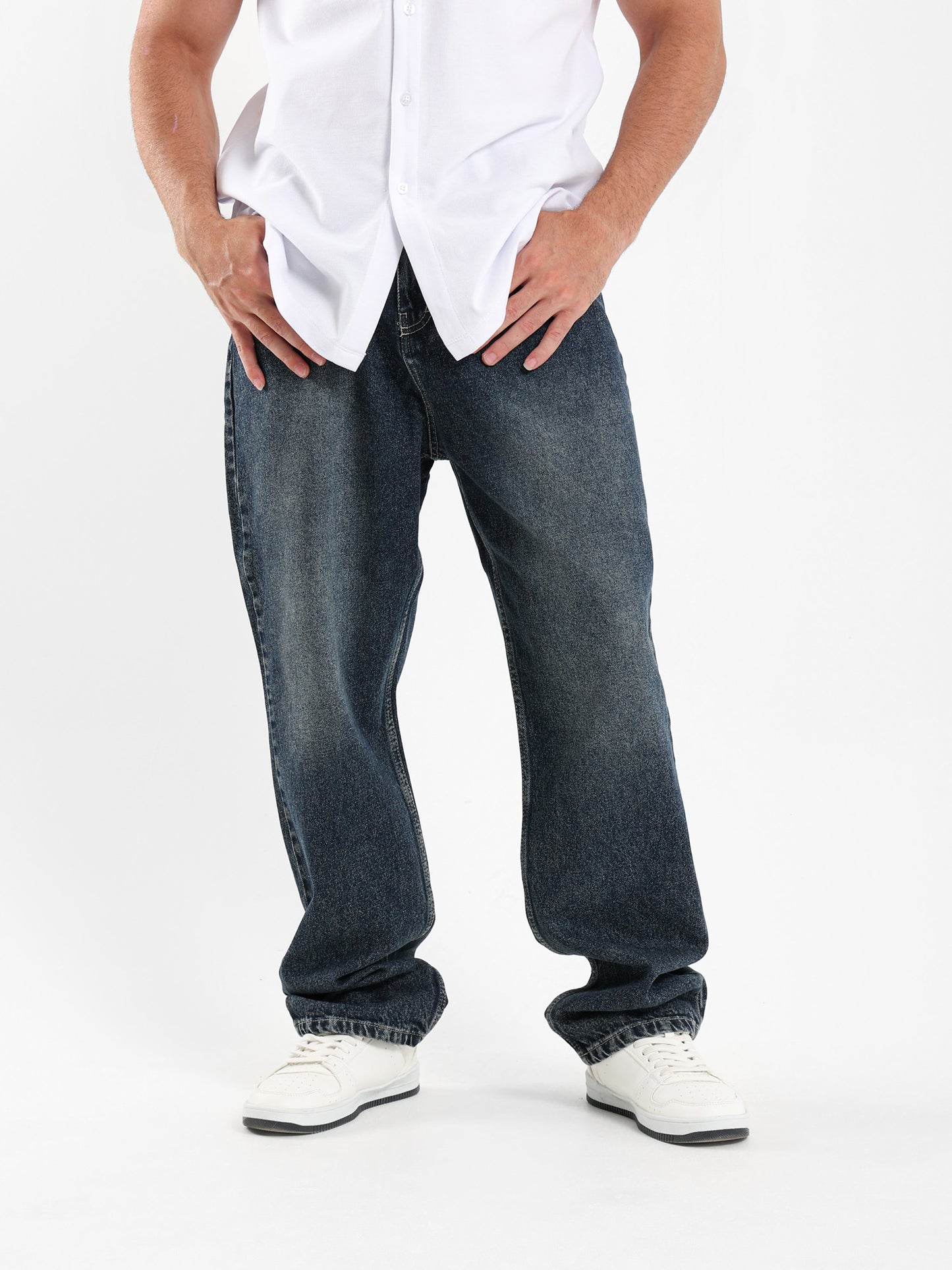 Dirty Wash Baggy Fit Jeans