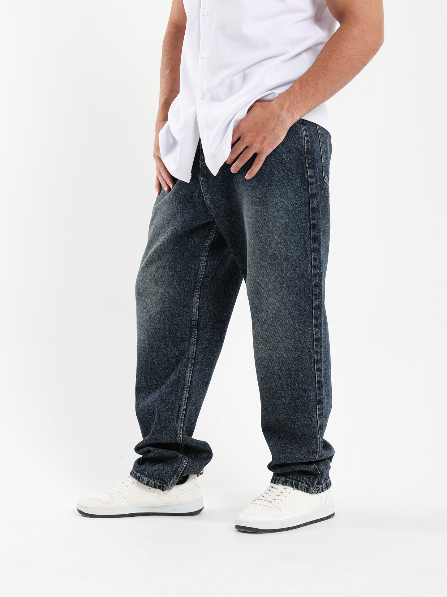 Dirty Wash Baggy Fit Jeans