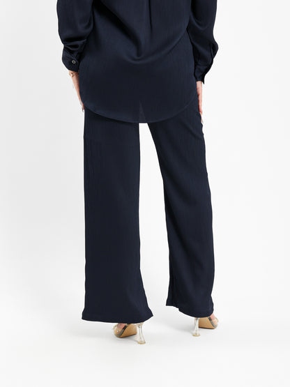 Wrinkled Pants with Slit Hem