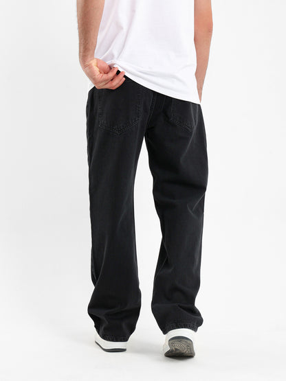 Straight Fit Jeans