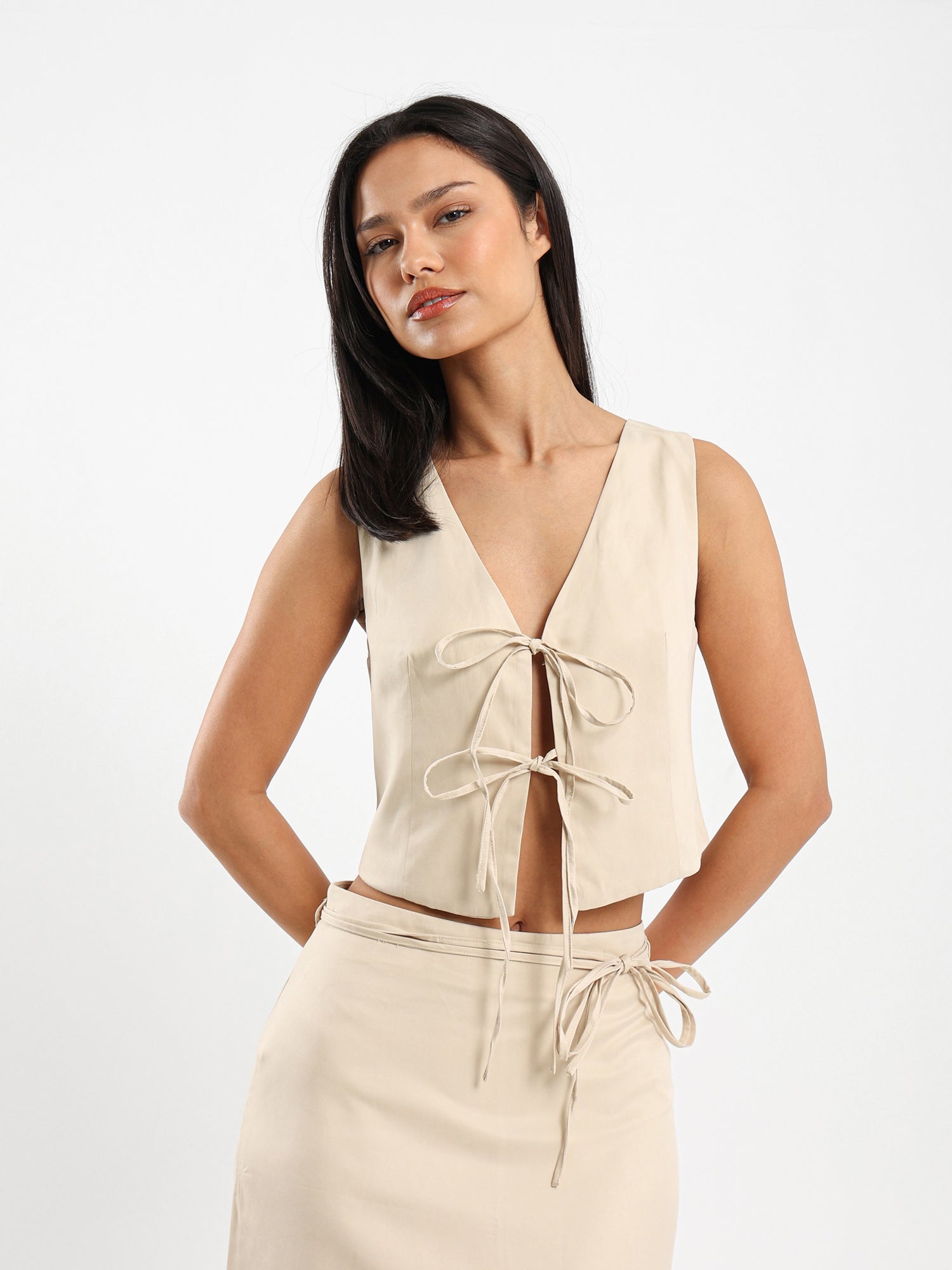 Bow-Tie Front Sleeveless Top