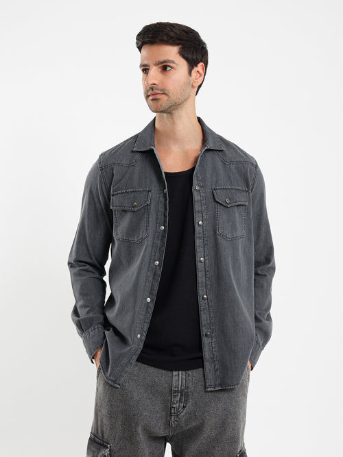 Snap Closure Long Sleeve Shirt
