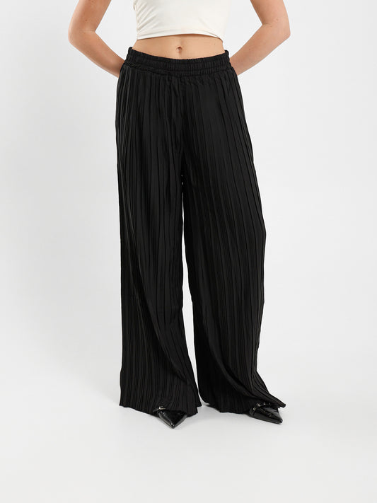 Pleated Wide Leg Crepe Pants