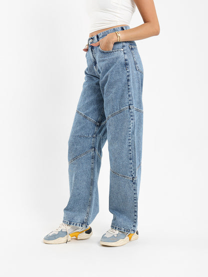Balloon Fit Jeans with Seam Details