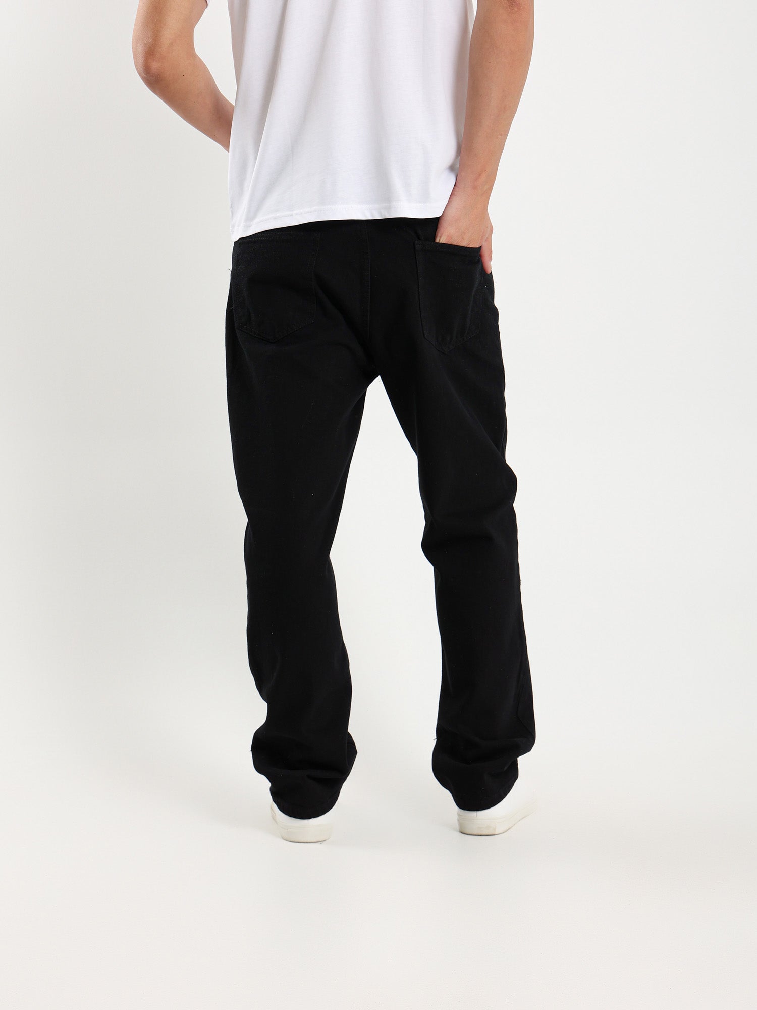 Relaxed Wide Leg Jeans
