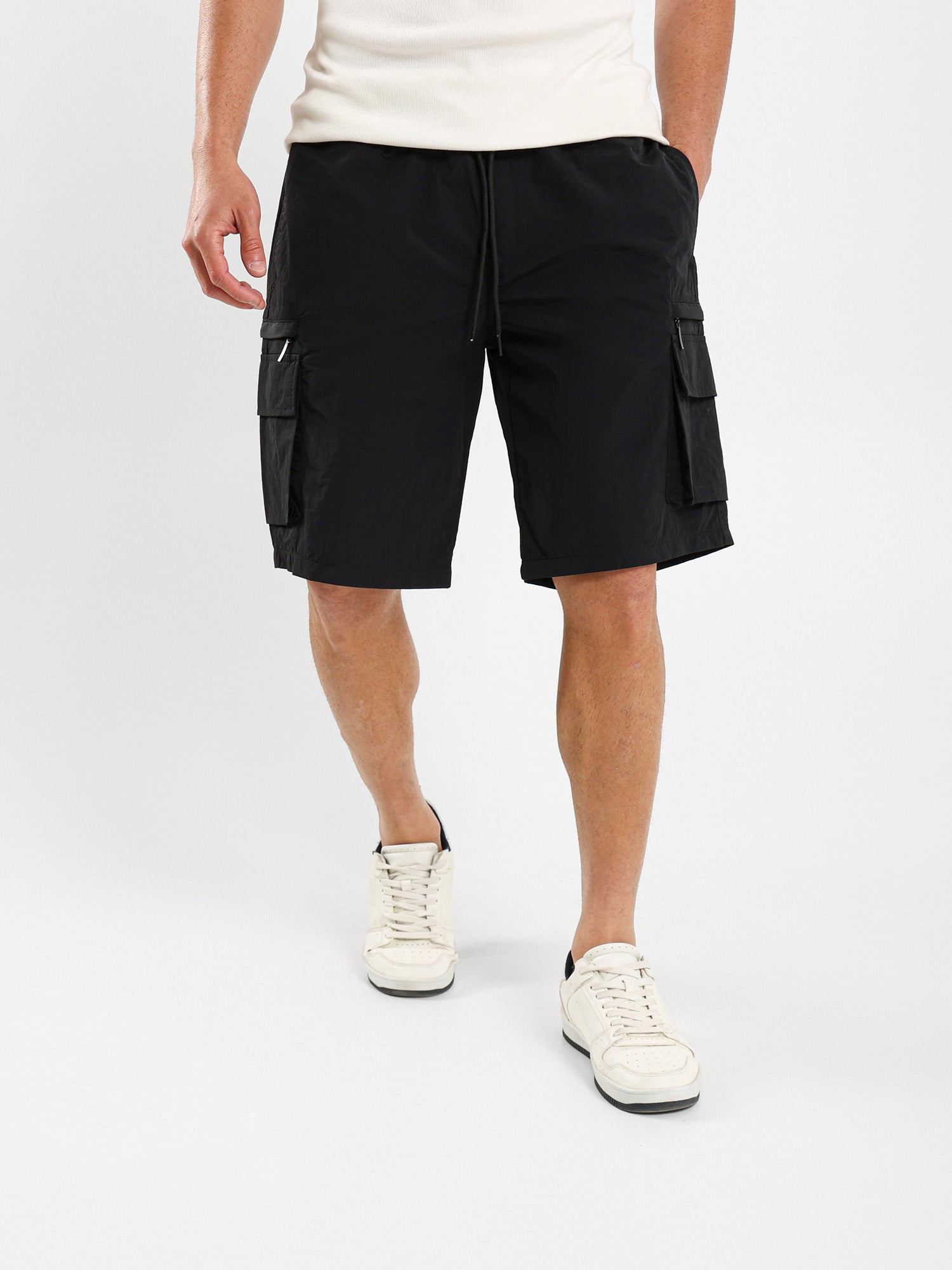 Shorts With Knitted Label And Fancy Cord