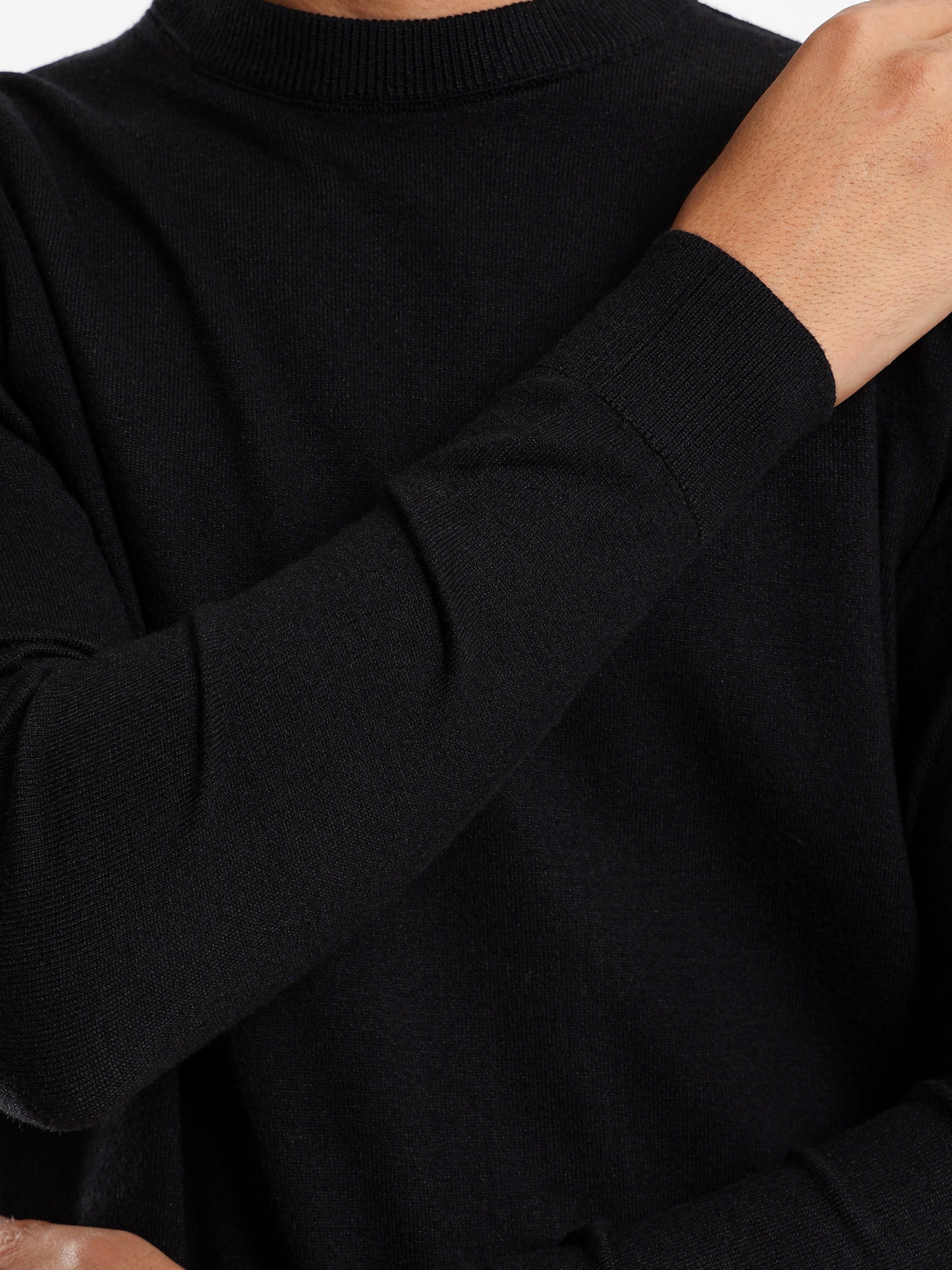 Slim Fit Moc Neck Pullover