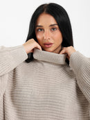 بلوزة بأكمام خفاش