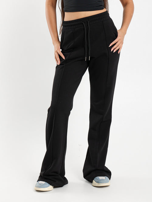 بنطلون بقصة واسعة مع درزة أمامية