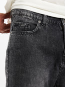 Rigid Denim Carrot Fit Jeans