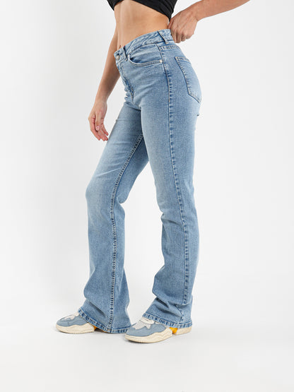 Flared Modern Fit Jeans
