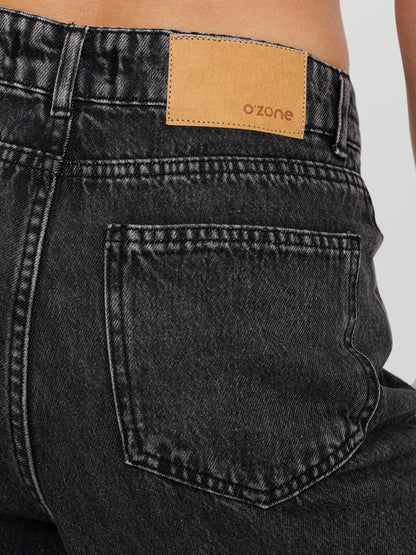 Straight Leg Regular Fit Jeans