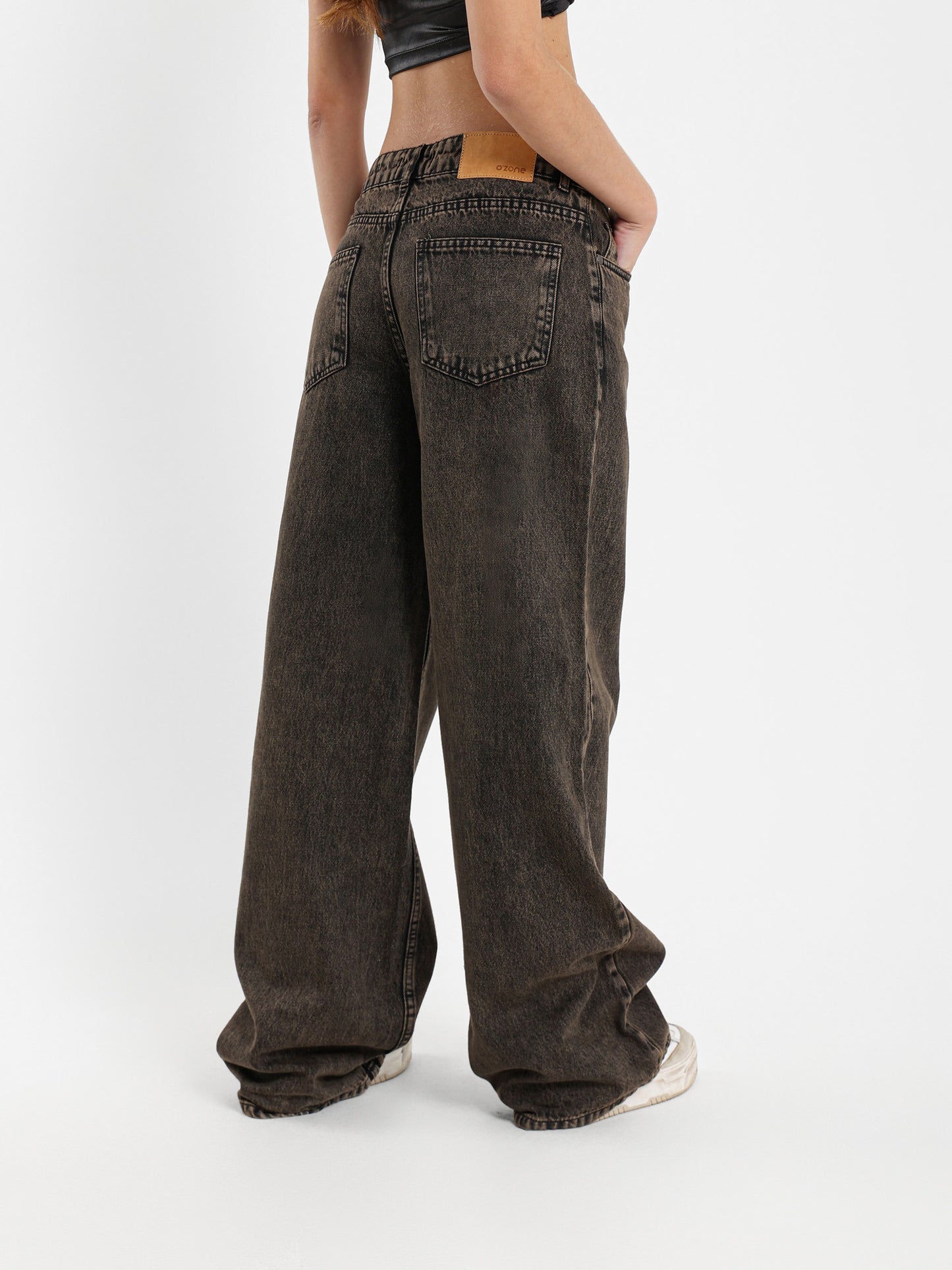 Wash Raw-Hem Wide-Leg Jeans