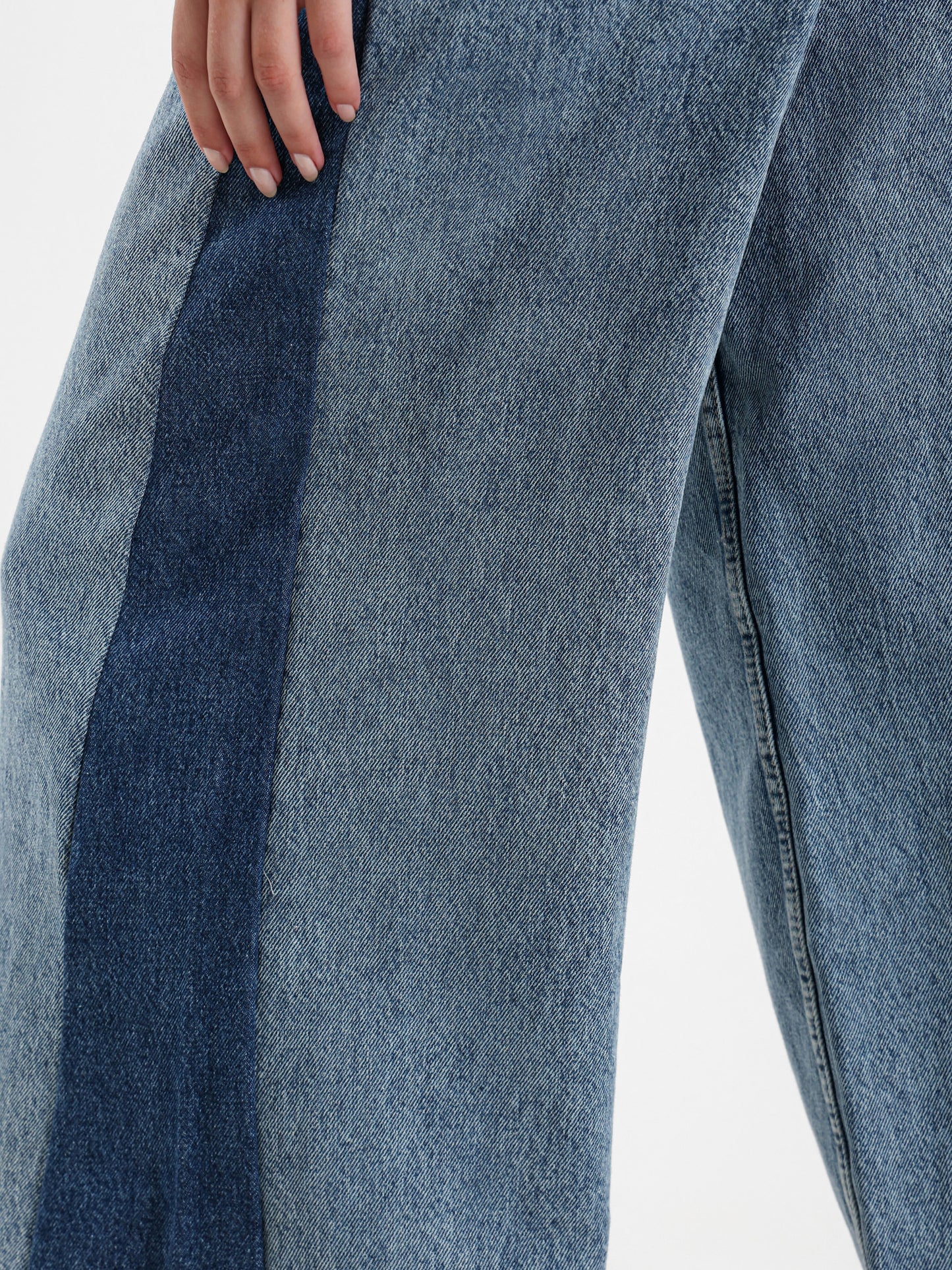 Super Wide-Leg Jeans with Contrast Side Panels