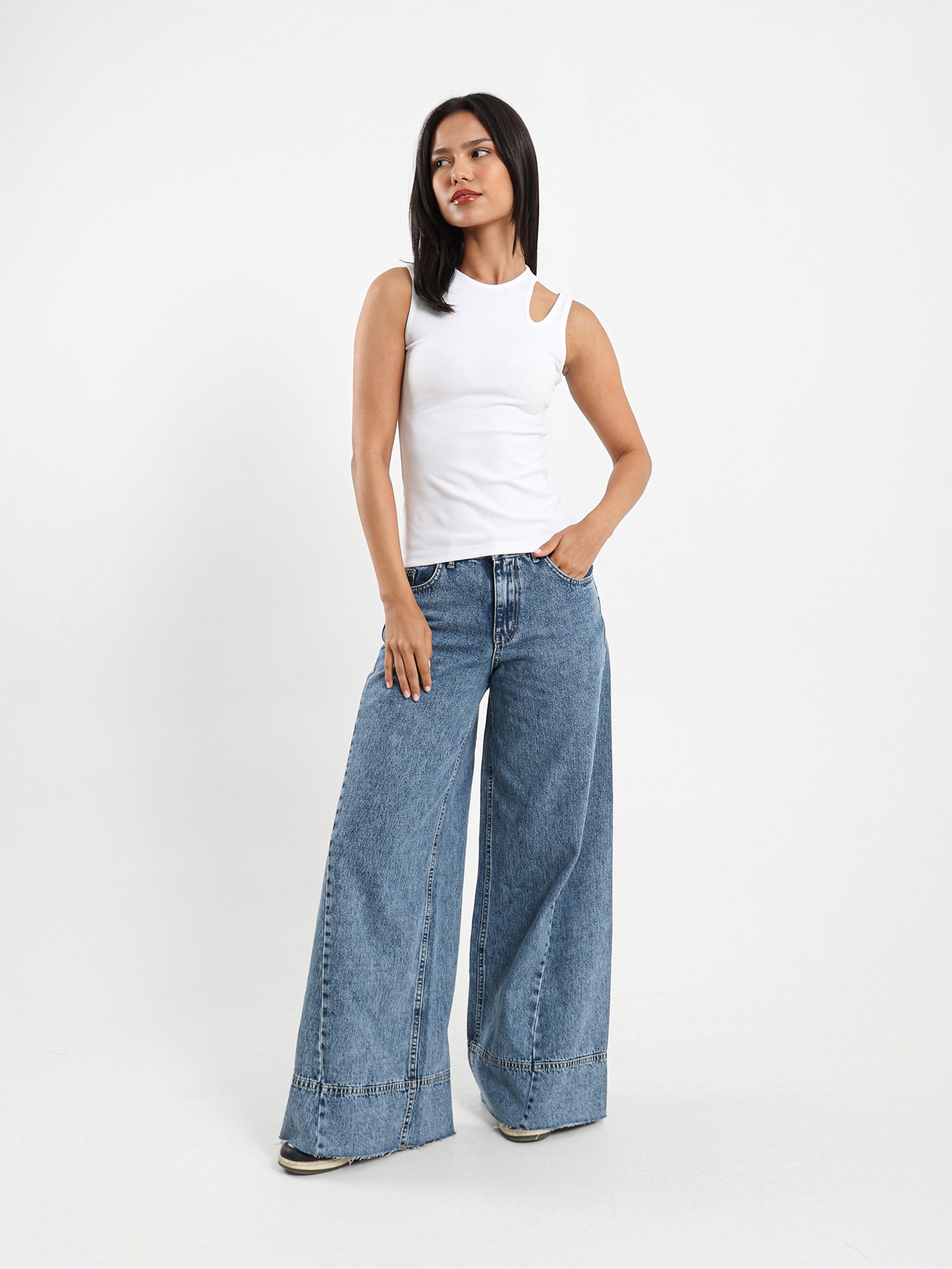 Ribbed Cut-Out Top
