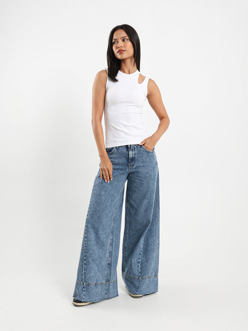 Ribbed Cut-Out Top