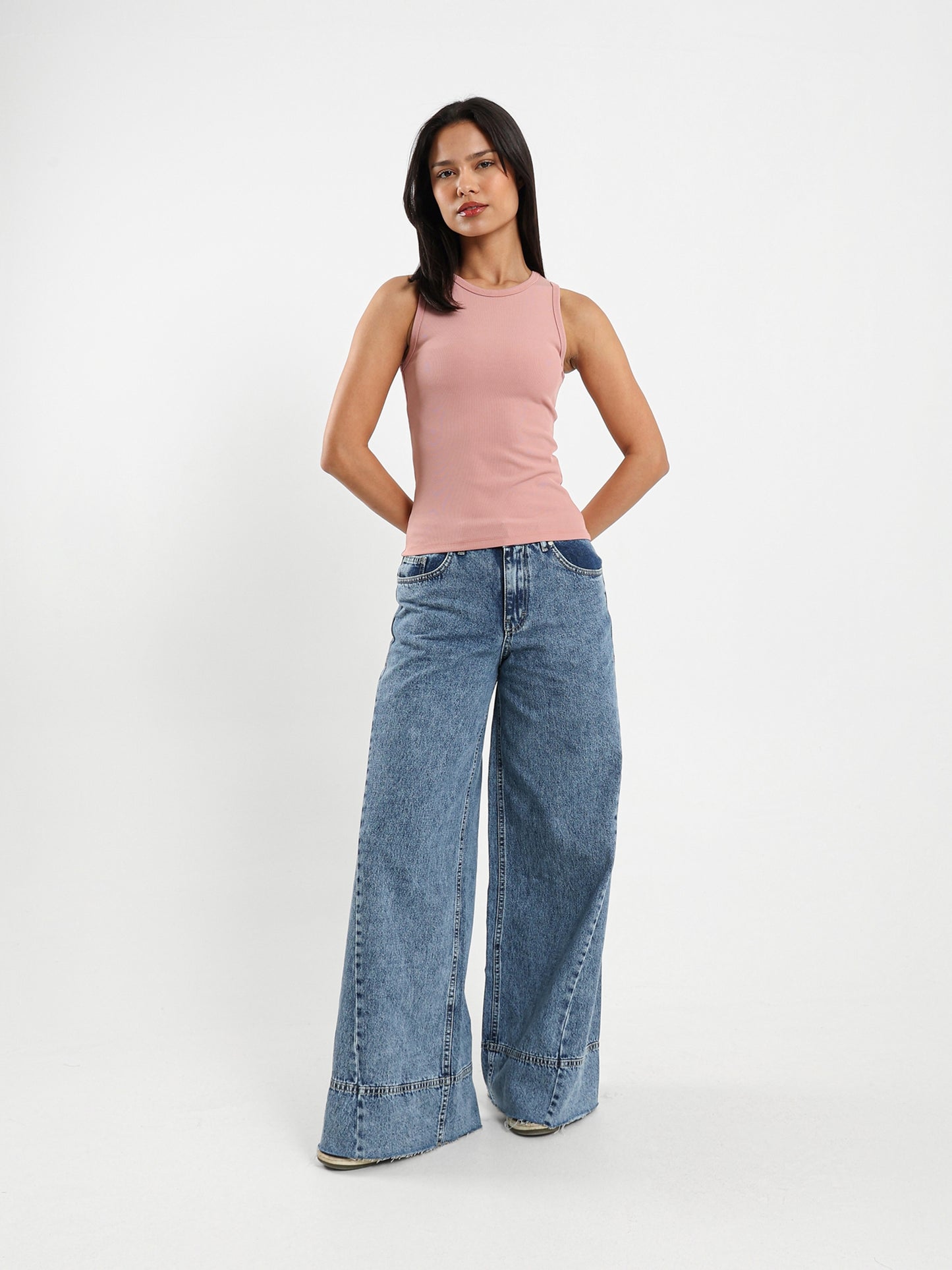 Ribbed Sleeveless Top