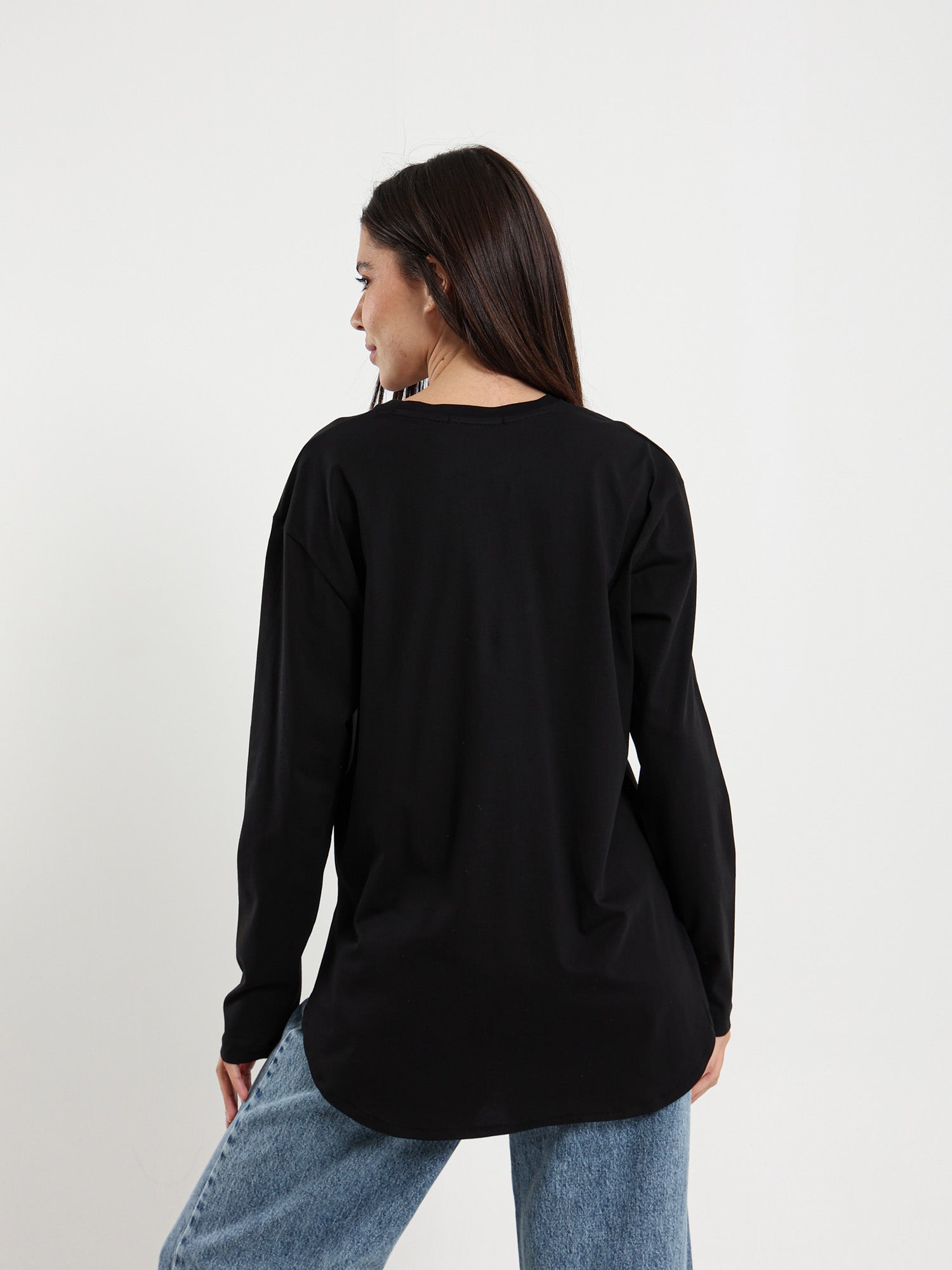 Long Sleeve Round Hem T-Shirt
