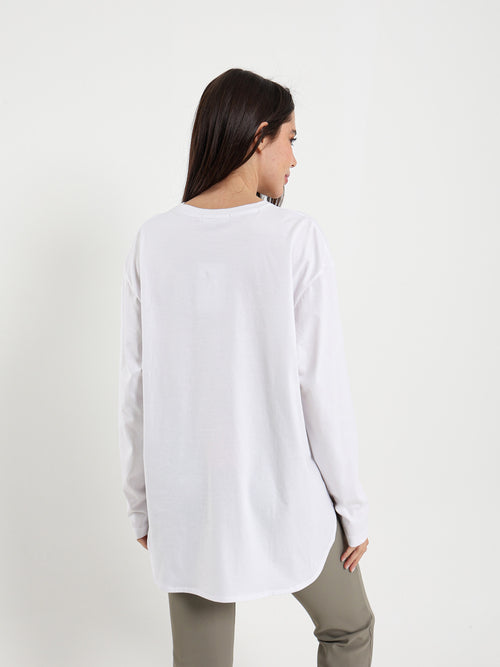 Long Sleeve Round Hem T-Shirt