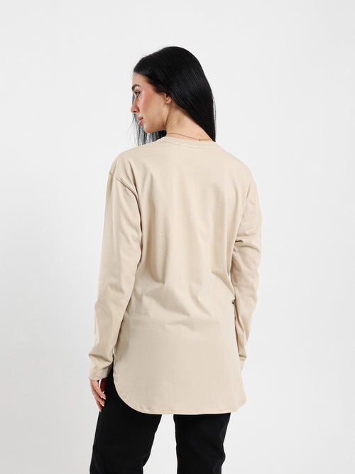 Long Sleeve Round Hem T-Shirt