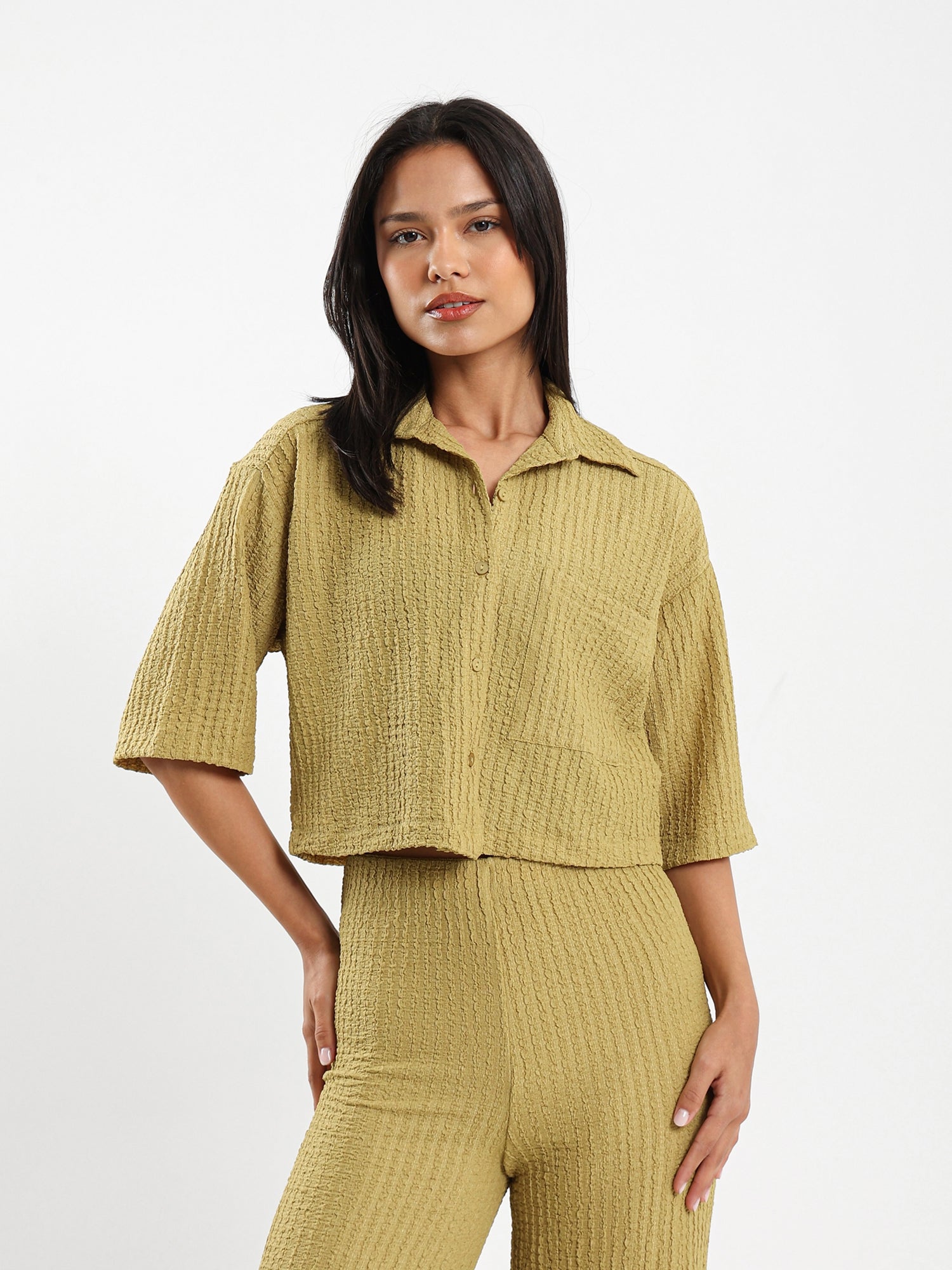 Cropped Wrinkled Shirt
