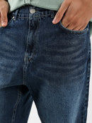 Relaxed Wide Leg Jeans