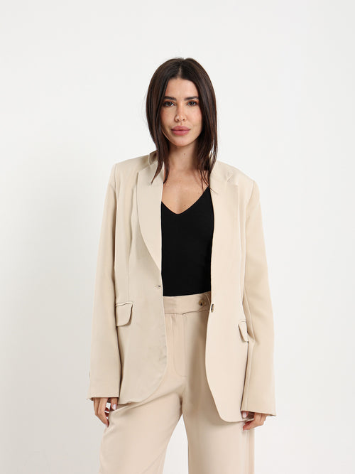 Classic Fitted Blazer