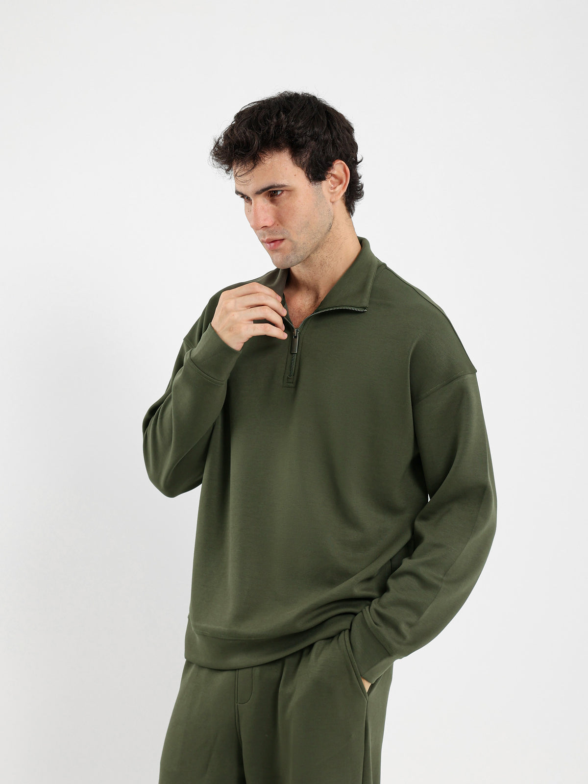 Basic Sweatshirt