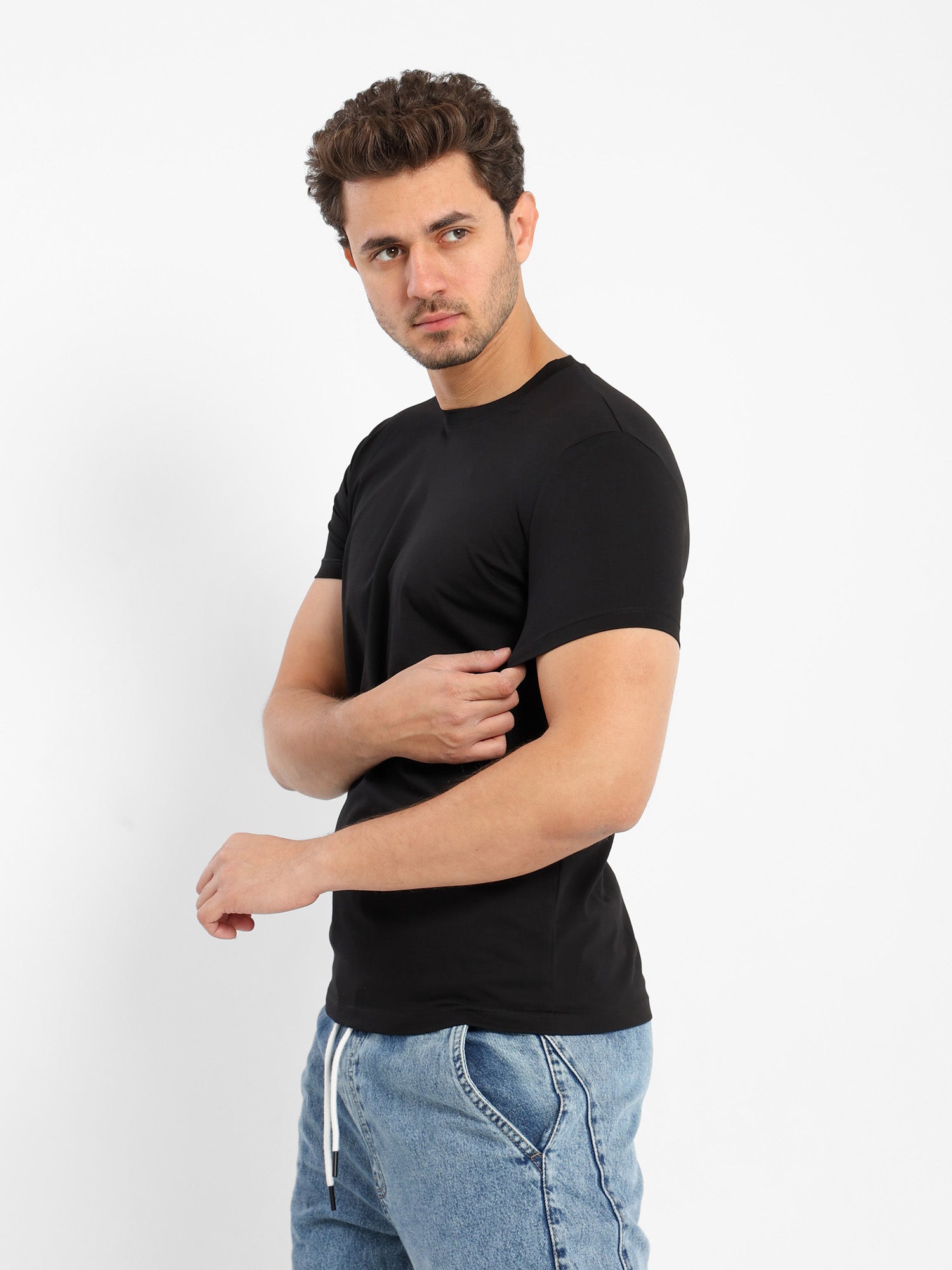 تي شيرت أساسي - منفذ بيع